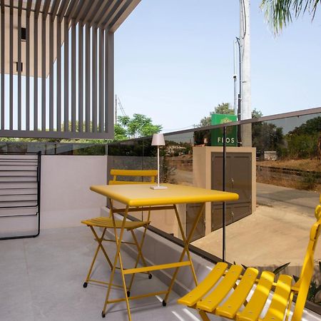 Flos Apartments Korakiai Экстерьер фото