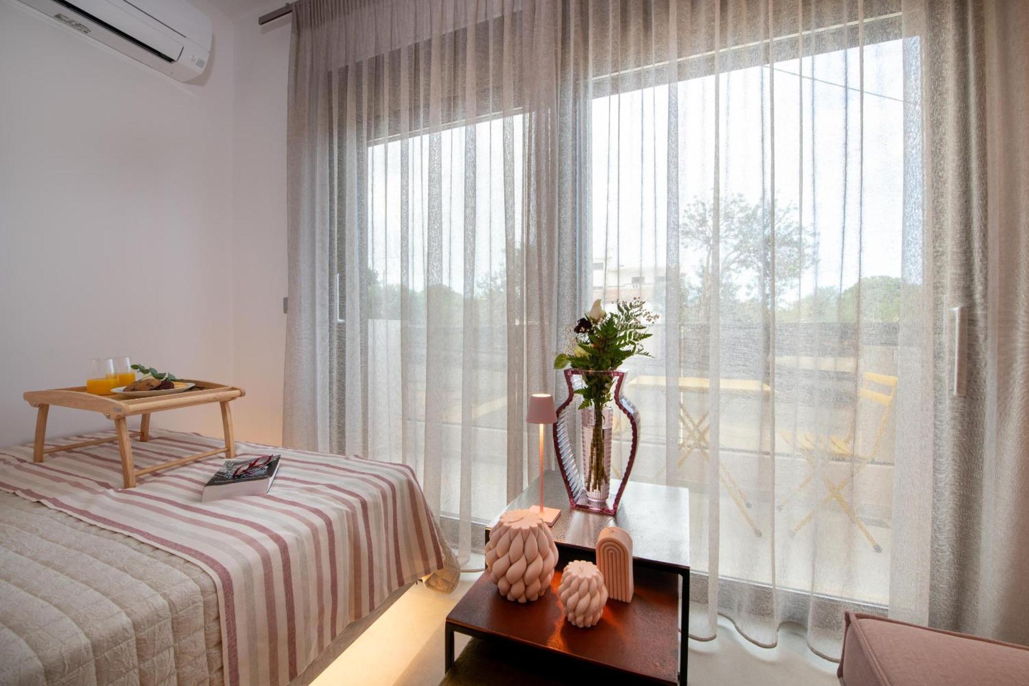 Flos Apartments Korakiai Экстерьер фото