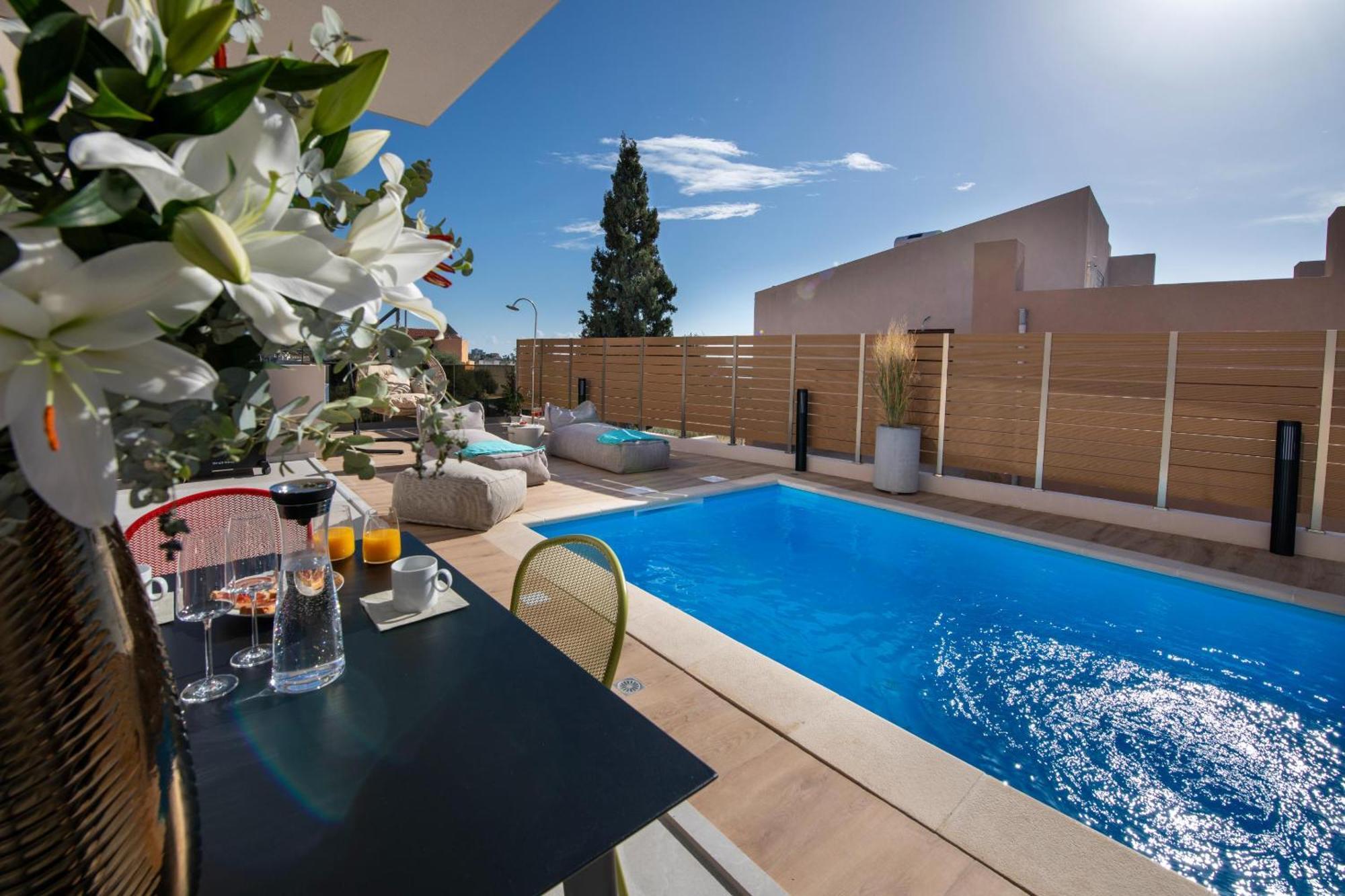Flos Apartments Korakiai Экстерьер фото