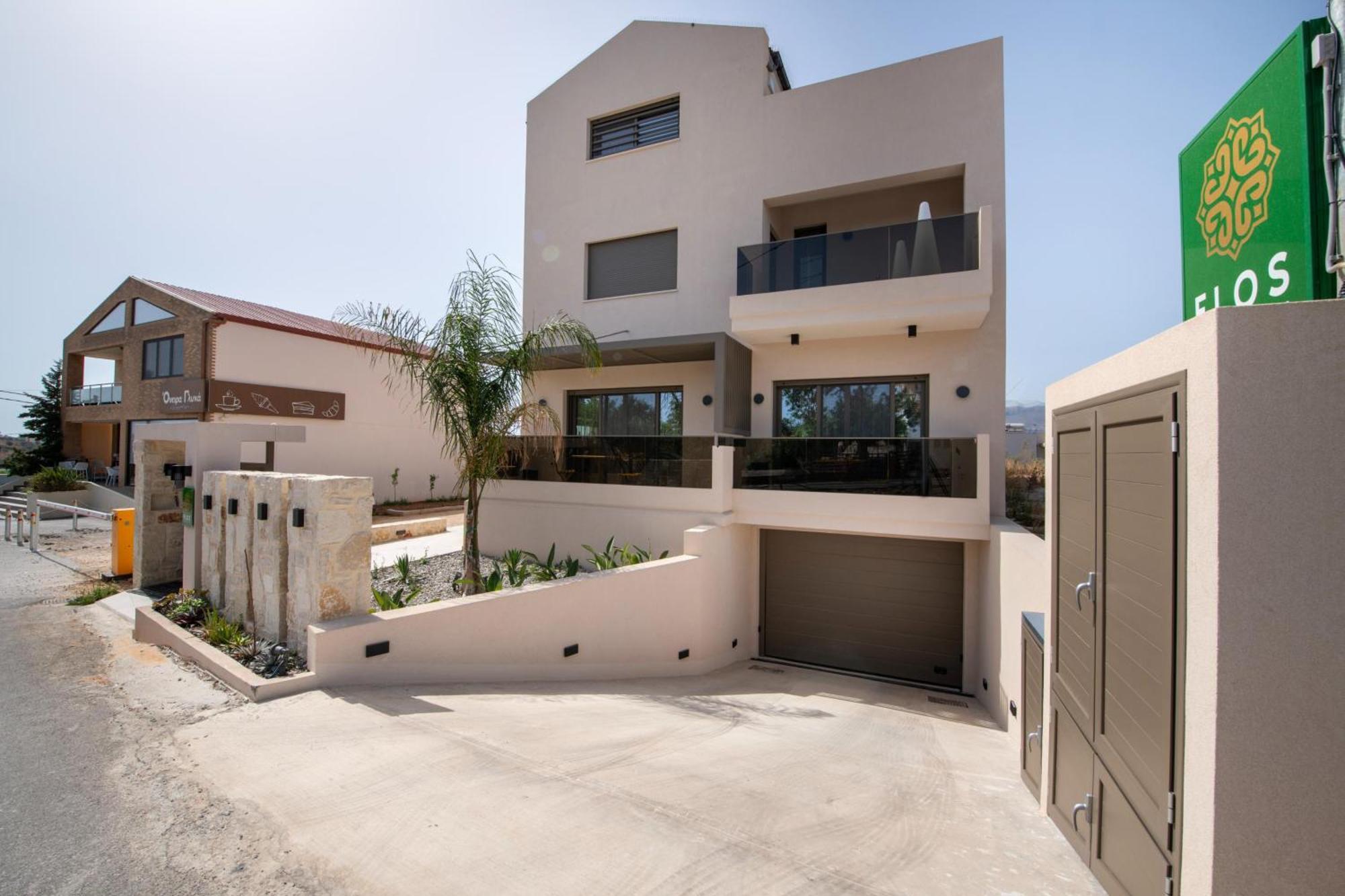 Flos Apartments Korakiai Экстерьер фото
